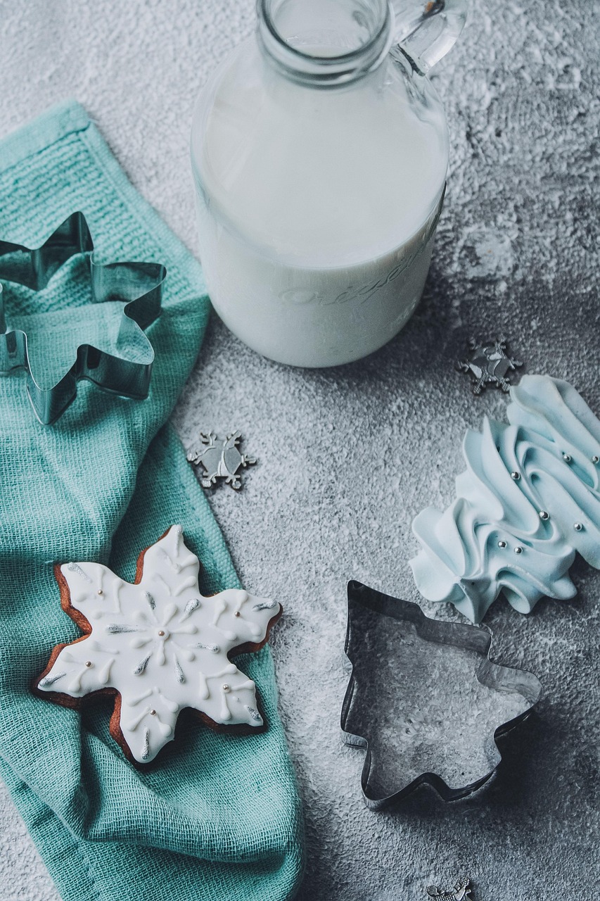 gingerbread, milk, cookies, meringue, gingerbread, gingerbread, gingerbread, gingerbread, gingerbread, milk, cookies, cookies, cookies