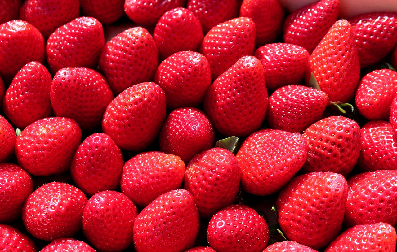 food, fruit, strawberry, dessert, summer, vitamins, red, fresh, cakes, strawberrycake, nature, healthy, background image, strawberry, strawberry, strawberry, strawberry, strawberry